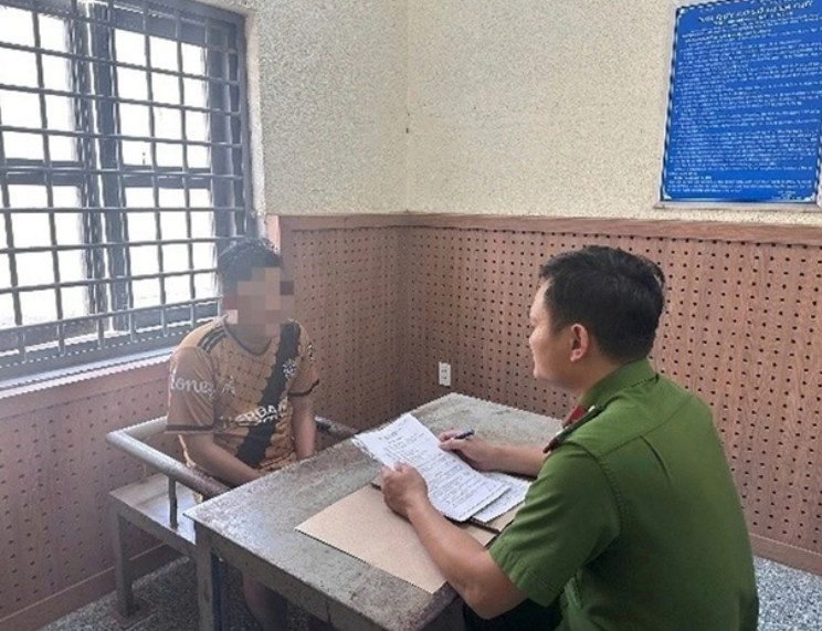 Rõ lời khai khó chấp nhận của nam công nhân bị b:ắt vì sà:m s:ỡ đồng nghiệp chưa đủ 16 tuổi ở Đồng Nai: Không thể chấp nhận nổi.