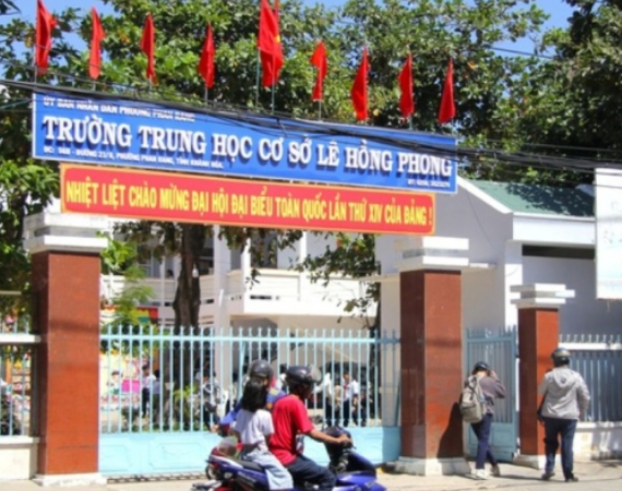 Làm rõ vụ hiệu trưởng trường cấp 2 bị t:ố ‘bật đèn xanh’ cho hội phụ huynh thu quỹ gần trăm triệu: Tới công chiện rồi.