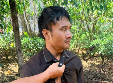 Rõ danh tính đối tượng dùng xà beng hà:nh hu:ng Đại úy Công an ngay trong ngày Tết: Thôi xong thật rồi.