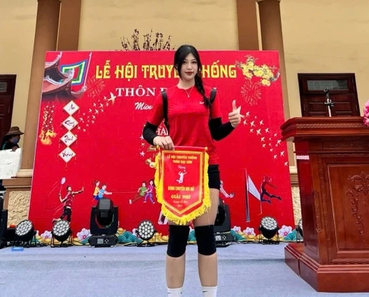 Nữ đấu vật nổi tiếng 30 giây kiếm 5 triệu, s:ố/c về vụ VĐV qu:a đ:ời ở hội làng: Giờ mới nghe lần đầu luôn đấy!