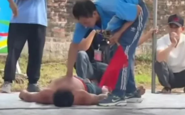 Cựu đô vật lừng danh Đới Đăng Hỷ nói về vụ t:uvo:ng ở hội làng Thái Lai: BTC cần phải rút ra bài học.