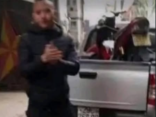 CA đang làm việc với tài xế xe bán tải: “Chuyến này đi xa thật rồi, t:ội không hề nhẹ đâu”