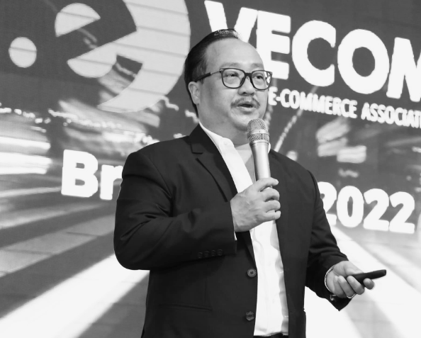 Rõ chân dung của Nguyễn Ngọc Dũng, nguyên Chủ tịch VECOM vừa qu:a đ:ời: Nhìn mặt phúc hậu vậy mà.