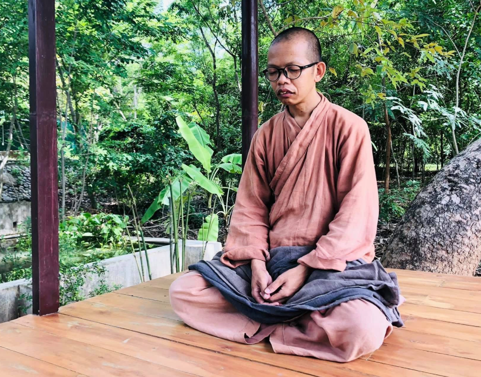 Sư thầy Thích Nhuận Đạt là ai mà đang gây rần rần nhất hôm nay: “Chuyện gì vậy, ông làm chuyện t:ày tr:ời gì thế này đây”