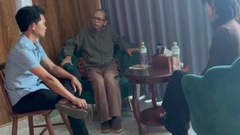 Rõ trình độ học vấn của chị Tym khiến nhiều người trầm trồ: “Ở vị thế của chị, không ai nghĩ chị bị ông ấy dụ dỗ”.