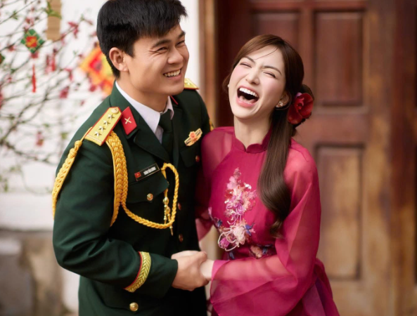 Rồi xong, Hòa Minzy chốt thời điểm cưới: “Dàn sao Vbiz, lứa cầu thủ, toàn những gương mặt nổi tiếng đếm không xuể, sẽ lớn lắm đây”