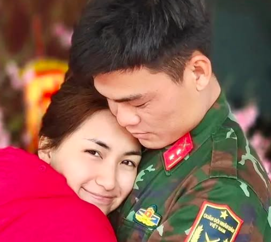 Hóa ra Hòa Minzy đã công khai chồng từ 1 năm trước: “Vậy mà ít ai để ý”.