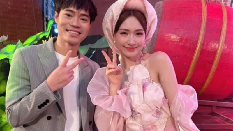 Không thể tin được, Văn Toàn đã khóc khi biết Hòa Minzy có chồng Văn Cương: Nói lý do không tin nổi, có phải anh đang buồn thật không?