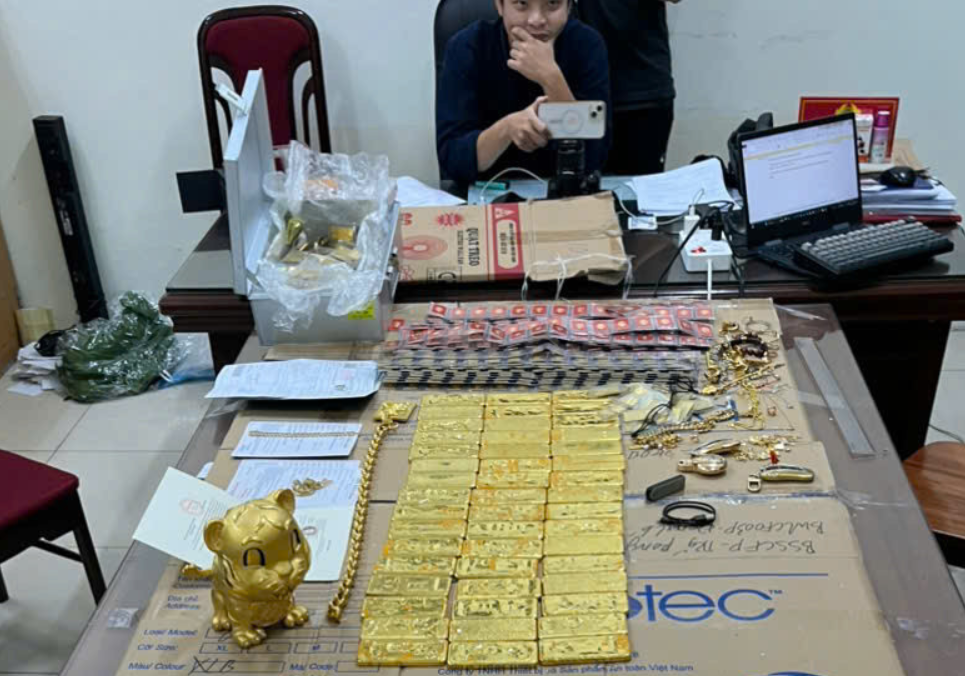 Cha mẹ Mr. Pips rút cấp tốc 125 tỷ khi con trai bị b:ắt: “Làm nhiều thứ không tưởng, chuyến này mệt thật rồi”