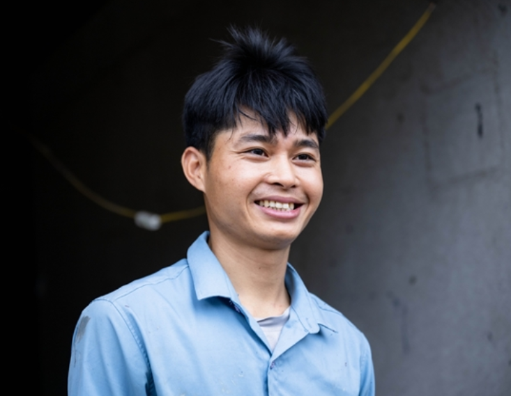 Đã tìm ra người đàn ông ph::á mái tôn cứu người trong đám cháy nhà 7 tầng rồi âm thầm rời đi: “Anh không cần phải biết tên tôi đâu.