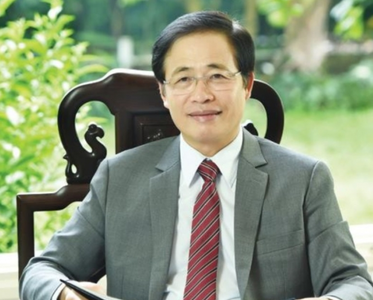 Rõ chân dung ông chủ Bảo Tín Minh Châu 30 năm lăn lội với nghề ‘buôn vàng’: Ông từng gây tranh cãi khi nói về phụ nữ.