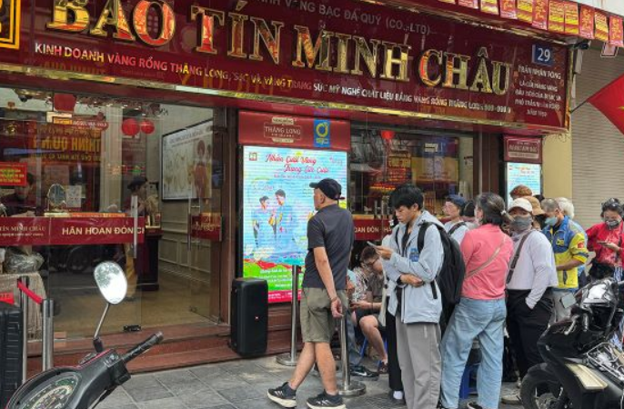 Rõ tình trạng khác lạ của Bảo Tín Minh Châu khi hoạt động trở lại: Có nhiều cái bất thường lắm!