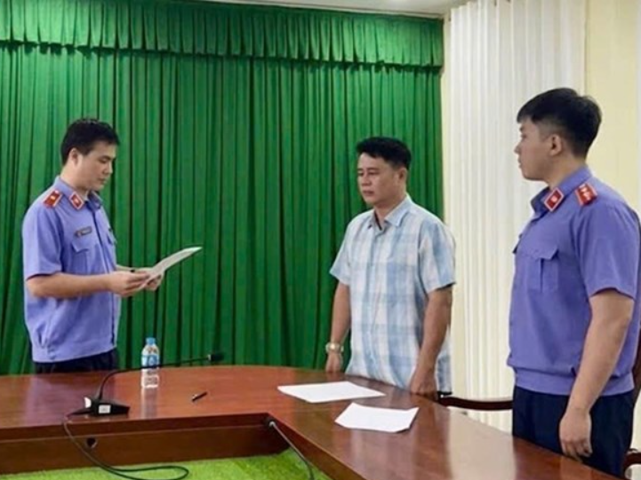 Thôi xong, b:ắt nguyên Phó Thủ trưởng và điều tra viên vụ nữ sinh t:ai n:ạ::n giao thông t:uvo:ng ở Vĩnh Long.