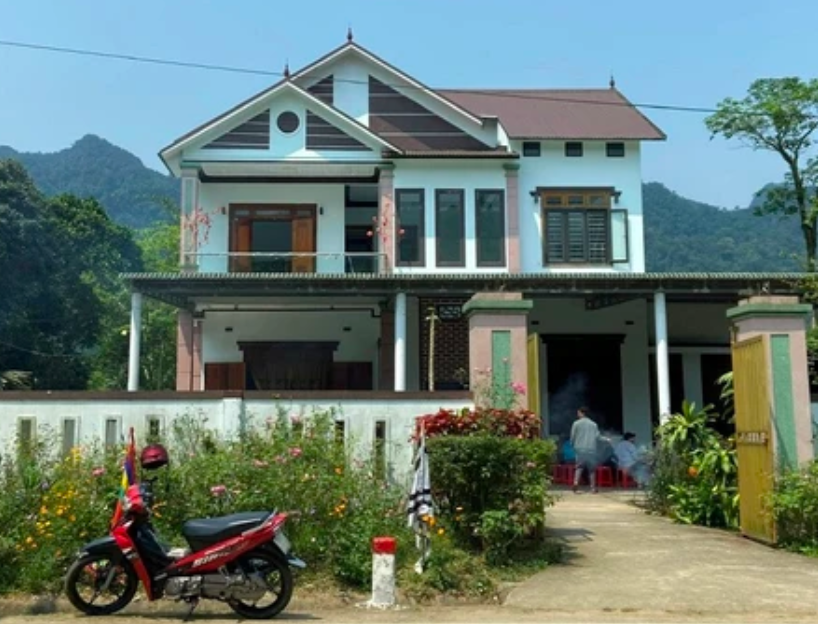 Không thể tin nổi: Bố vợ thoát cửa t::ử dù trúng đ::ạ/n vào đầu trong vụ sa:th:ai tài xế taxi và mẹ vợ.