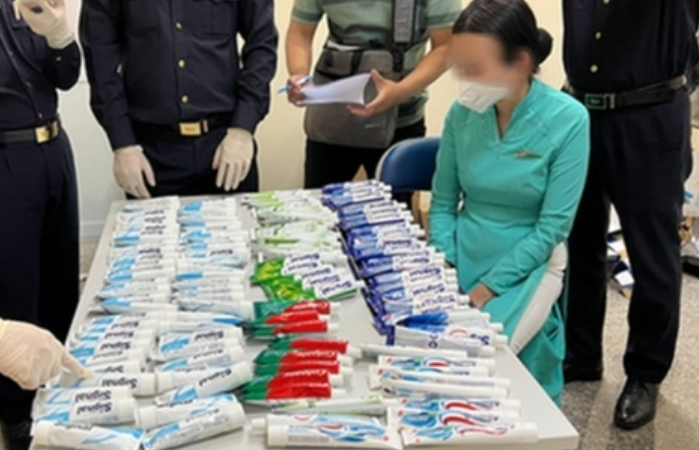 Hé lộ danh tính k:ẻ bỏ m::a:i th::úy vào vali, đưa 4 tiếp viên hàng không xách về Việt Nam: Hóa ra là người này đây.