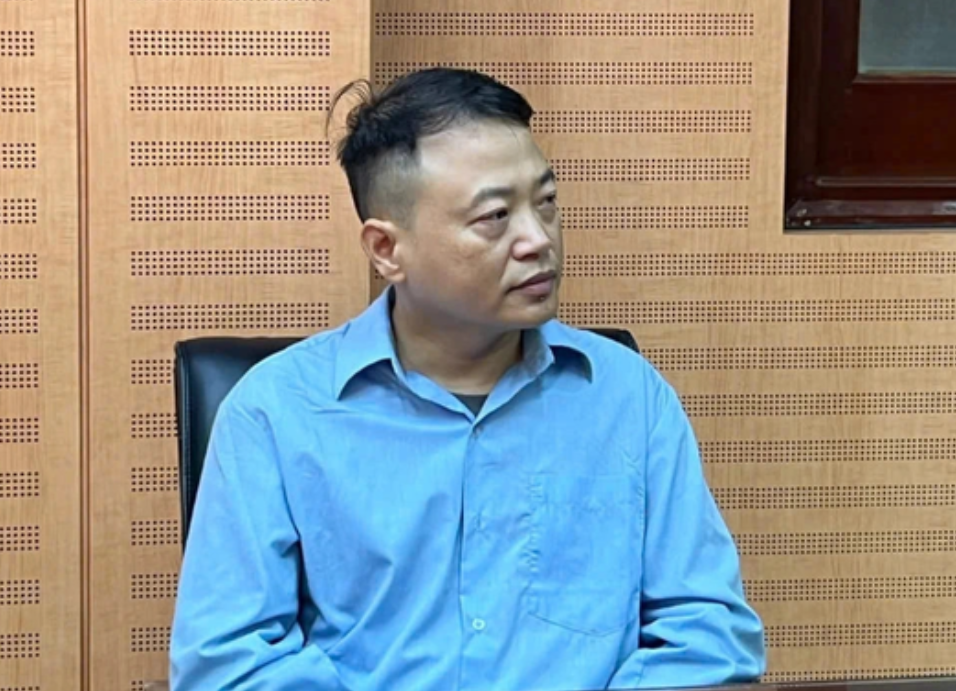 Thôi xong, Shark Bình  lại thêm tội nữa rồi: Chuyến này khó mà về được với Phương Oanh.