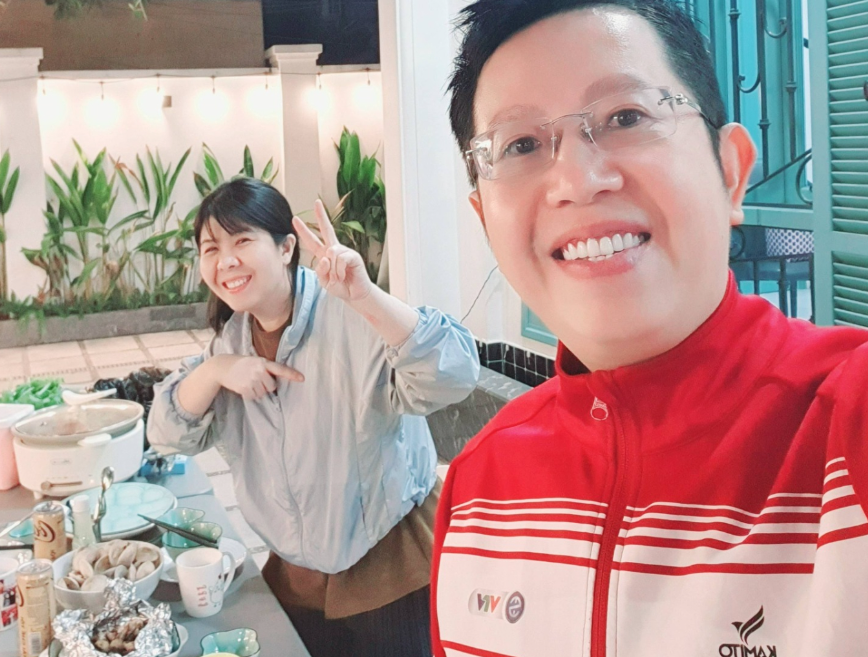 Rõ tất tần tật về cuộc sống của BTV Việt Khuê: Cưới cô đồng nghiệp ở VTV, sống trong căn biệt thự bề thế .