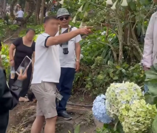 Cô Long lần đầu lên tiếng khi bị khách t:ố ‘làm ăn sống nhăn’: “Bất ngờ khi CĐM bênh vực.