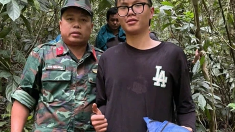 Nam sinh m:ất tích 37 giờ ở Tam Đảo lên tiếng, xúc động: ‘Cảm ơn các chú đã cứu cháu’.
