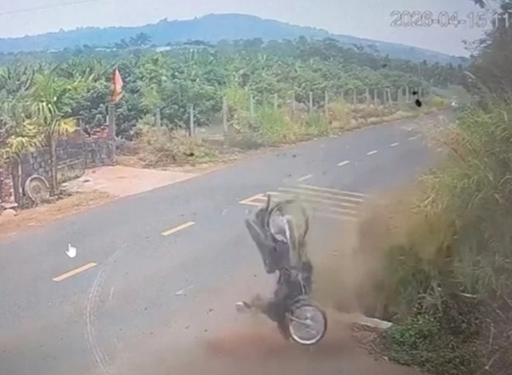 CA Đắk Lắk đính chính thông tin quan trọng liên quan vụ nam sinh lớp 12 lao xe xuống mương t:uvo*g.