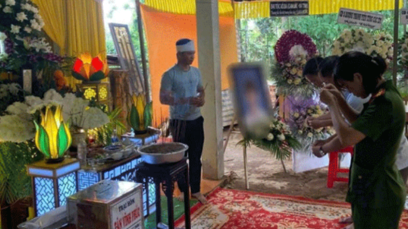 Tin mới nhất vụ Thiếu tá CSGT không cứu giúp: Thôi xong thật rồi.