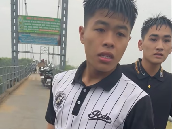 Rõ chân dung 2 người hùng cứu nữ sinh cấp 3 ở Nghệ An làm điều d:ại d:ột.