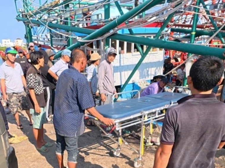 Rõ nguyên nhân 2 anh em ru:ột ng:uy kị:ch khi xuống hầm tàu cá b:ốc v:ác ở Lâm Đồng.